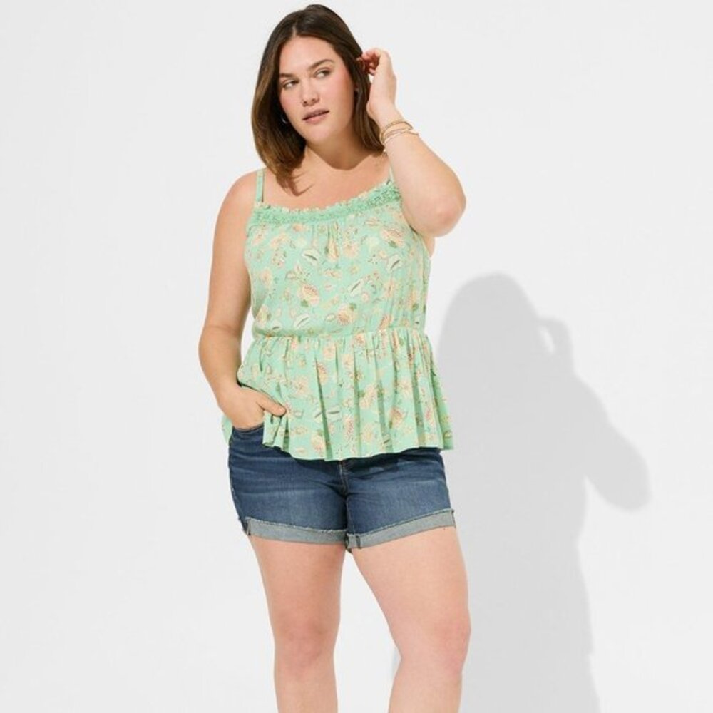 NWT Torrid Washable Crinkle Gauze‎ Sleeveless Crochet Tank